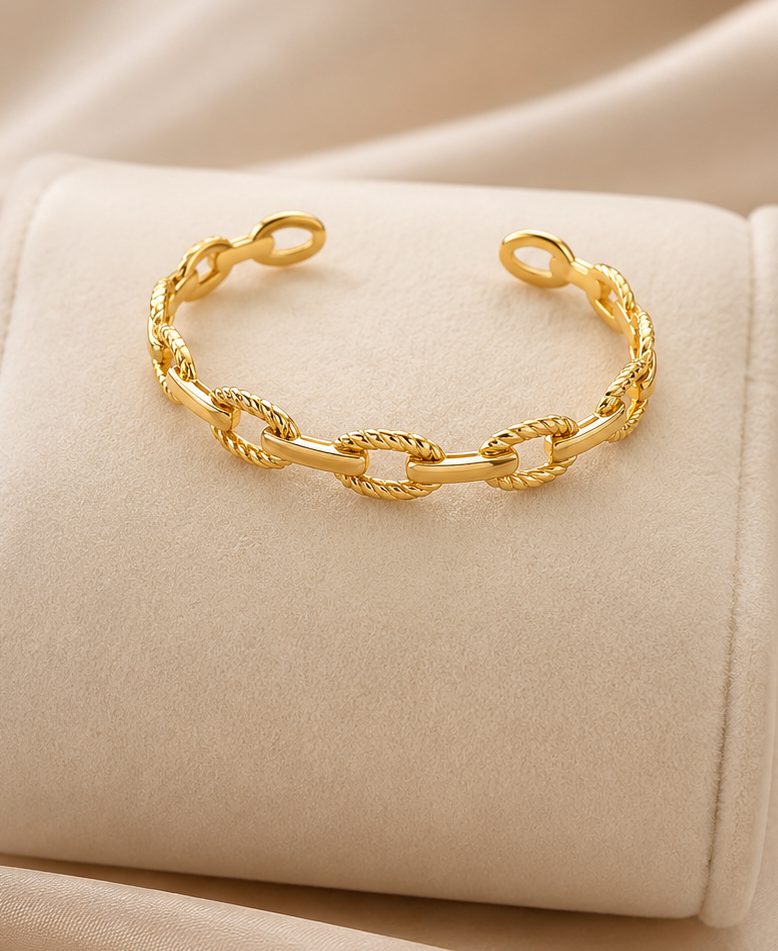 18K Gold Plated Interlocking Chain Bangle image 2