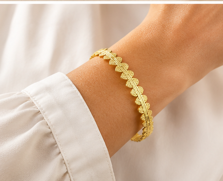 18K Gold Plated Scalloped Bangle image 0