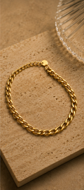 18K Gold Plated Figaro Chain Bracelet image 0